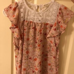 Stitch fix kids shirt. NWOT. Pretty knit detail.